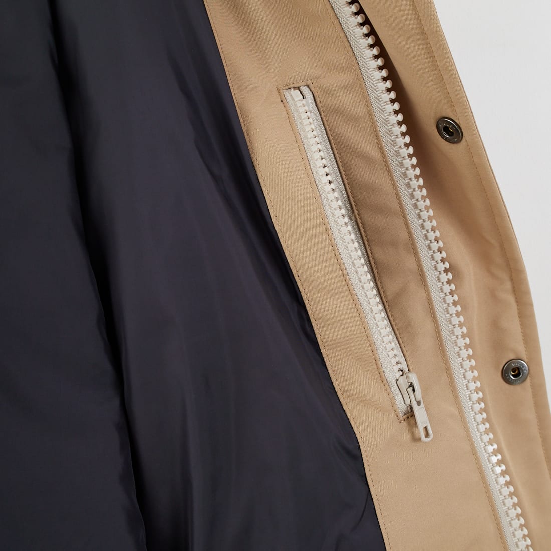 DANTON [ダントン] ショート丈 タッサーダウンジャケット [DT-A0007TPR] LT.BEIGE