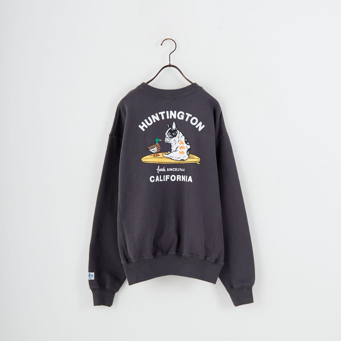 The Endless Summer [エンドレスサマー] 別注 BUHIダック バックプリントスウェット [FH-25774501-JF] CHARCOAL