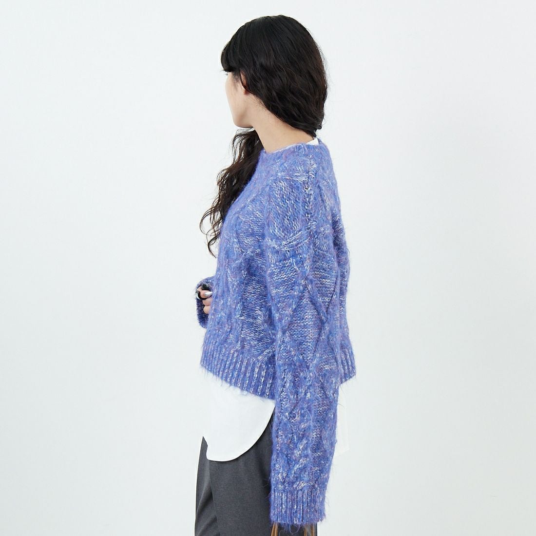 Jf Ready Made [ジェイエフレディメイド] シャギーケーブルニット [12619-HQ] BLUE &&モデル身長：162cm 着用サイズ：F&&