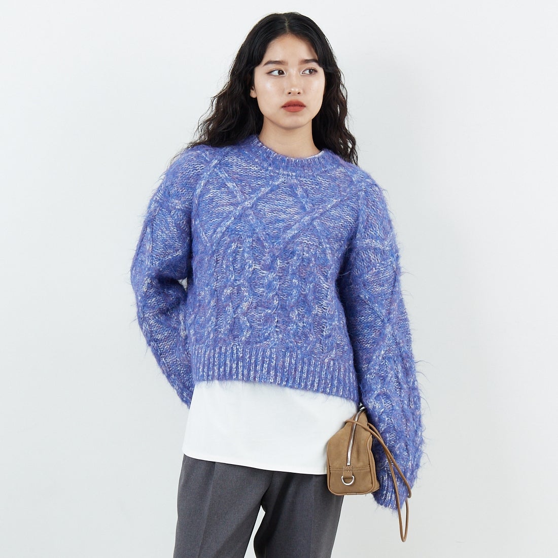 Jf Ready Made [ジェイエフレディメイド] シャギーケーブルニット [12619-HQ] BLUE &&モデル身長：162cm 着用サイズ：F&&