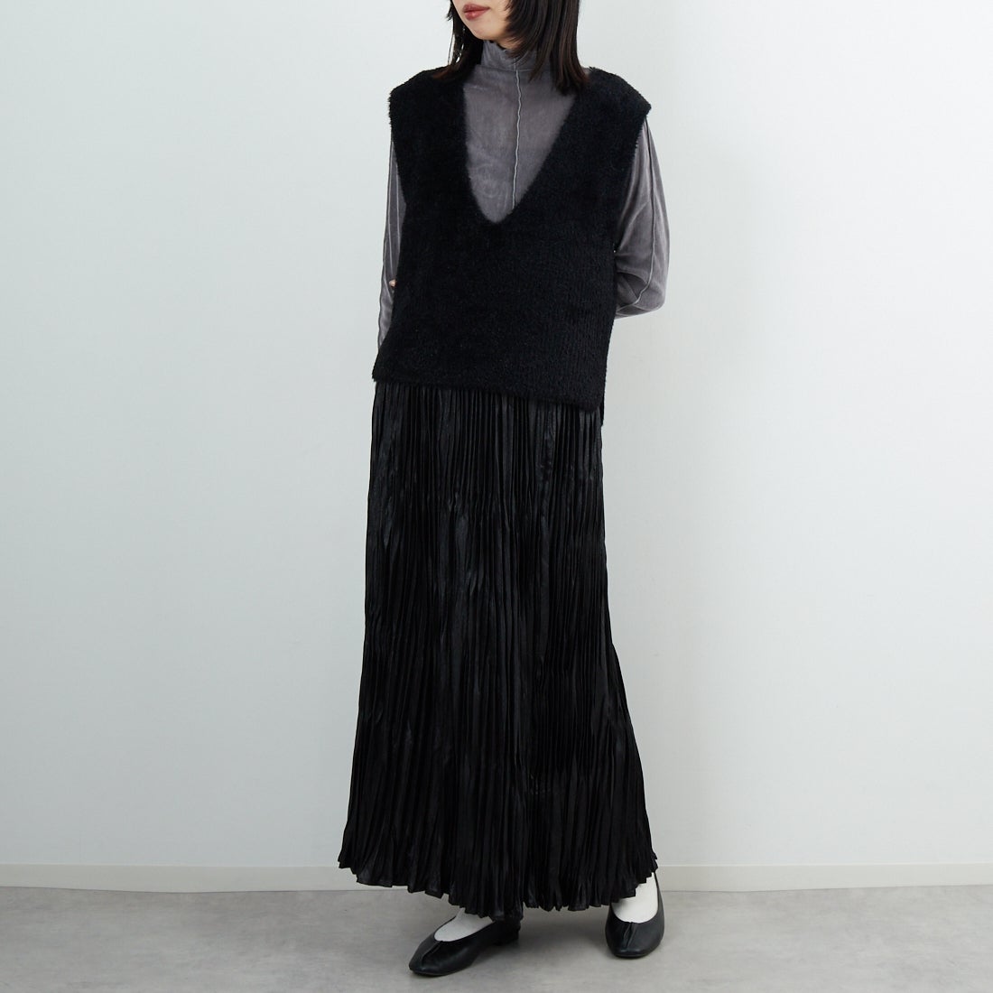 Jeans Factory Clothes [ジーンズファクトリークローズ] ラメシャギーベスト [11256834] ﾌﾞﾗｯｸ &&モデル身長：162cm 着用サイズ：F&&