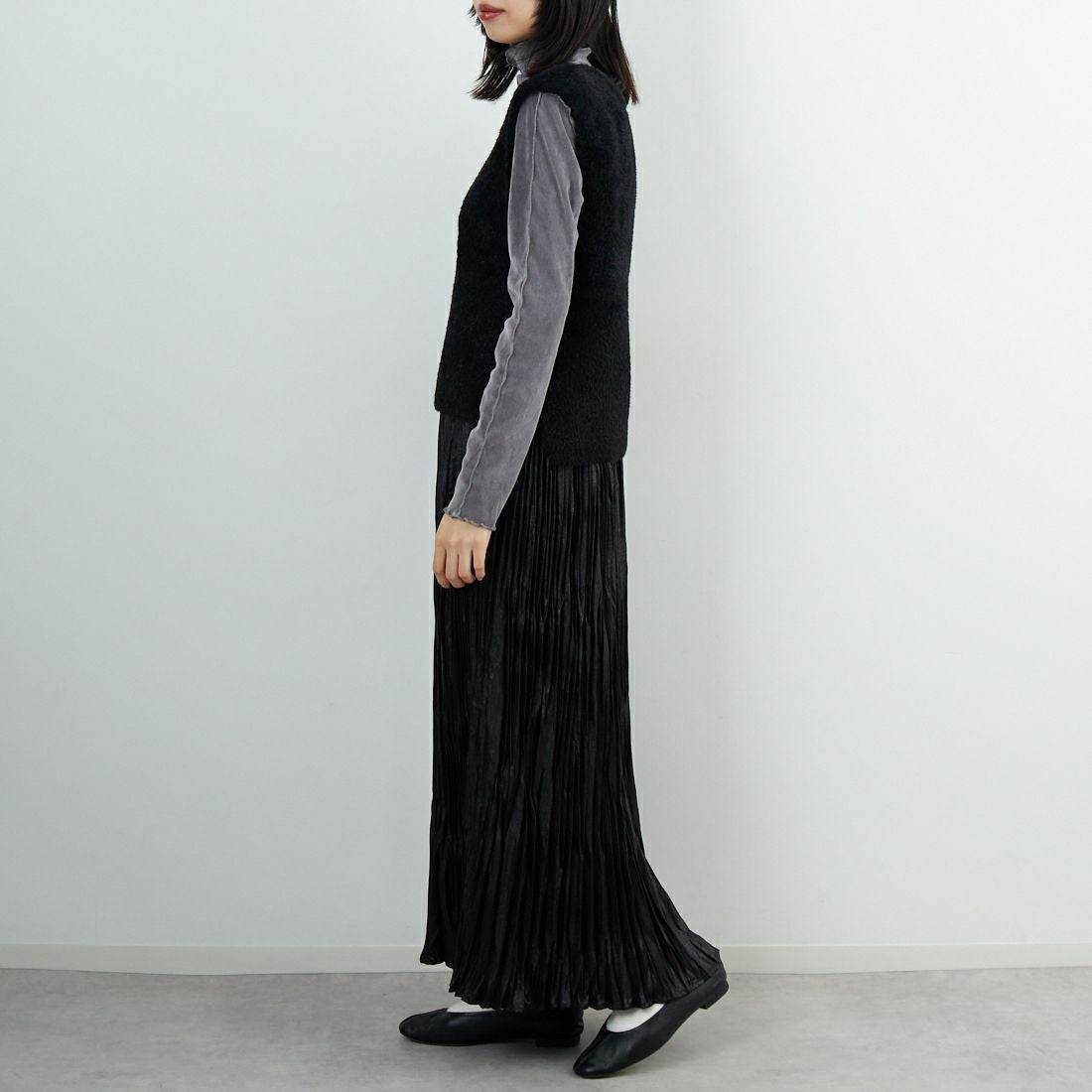 Jeans Factory Clothes [ジーンズファクトリークローズ] ラメシャギーベスト [11256834] ﾌﾞﾗｯｸ &&モデル身長：162cm 着用サイズ：F&&