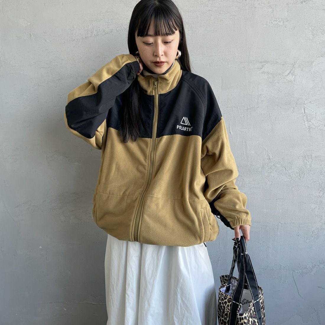 Jeans Factory Clothes [ジーンズファクトリークローズ] ポーラテック ECWCSフリースジャケット [JFC-254-041]74 ﾍﾞｰｼﾞｭ &&モデル身長：150cm 着用サイズ：S&&