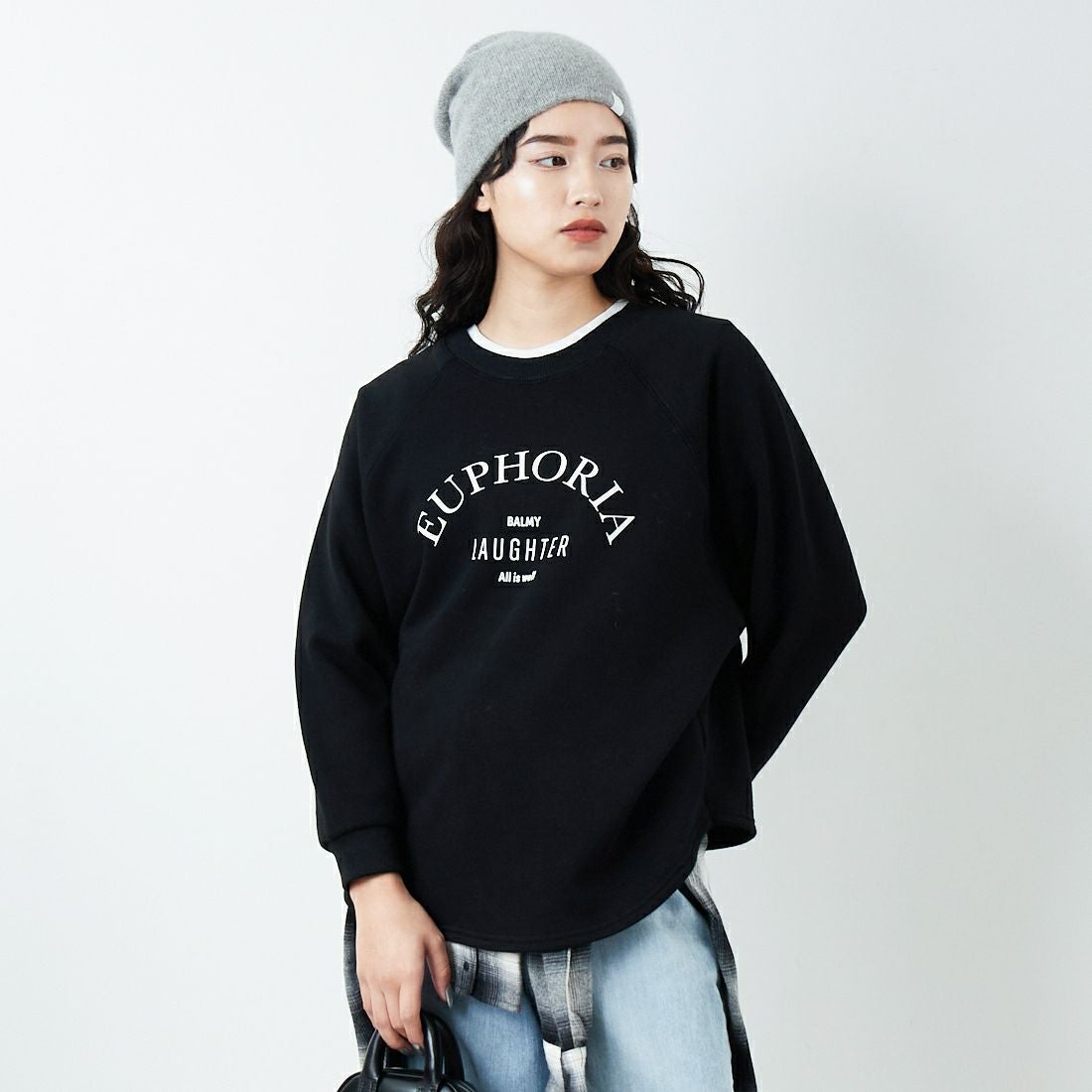 Jf Ready Made [ジェイエフレディメイド] 裏起毛プリントプルオーバー [3109151] 801 ﾌﾞﾗｯｸ &&モデル身長：162cm 着用サイズ：F&&