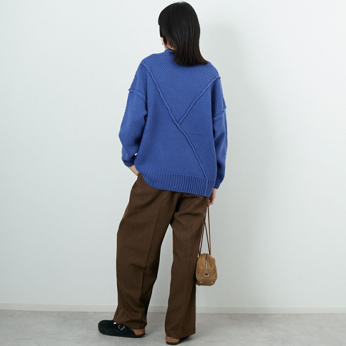 Jf Ready Made [ジェイエフレディメイド] 切替デザインクルーネックニット [3109206] 501 ﾌﾞﾙｰ &&モデル身長：162cm 着用サイズ：F&&