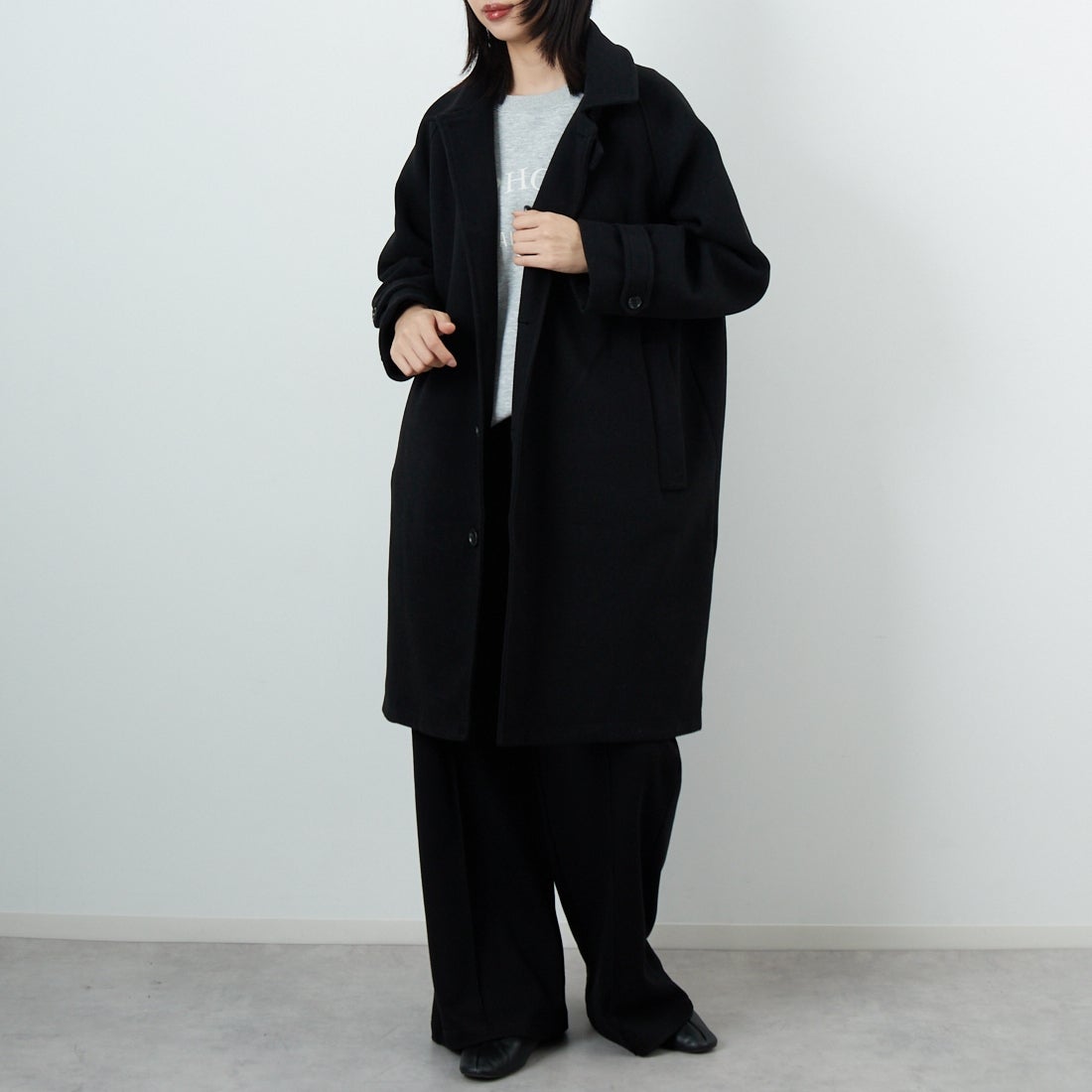 Jeans Factory Clothes [ジーンズファクトリークローズ] ワイドステンカラーミドルコート [831031IN] BLACK &&モデル身長：162cm 着用サイズ：F&&