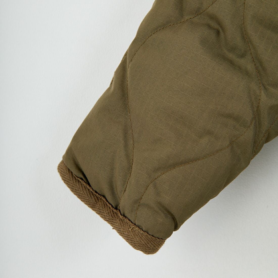 TAION [タイオン] キッズ ミリタリー クルーネックダウンジャケット [TAION-KR104BML-1] D.OLIVE/CR