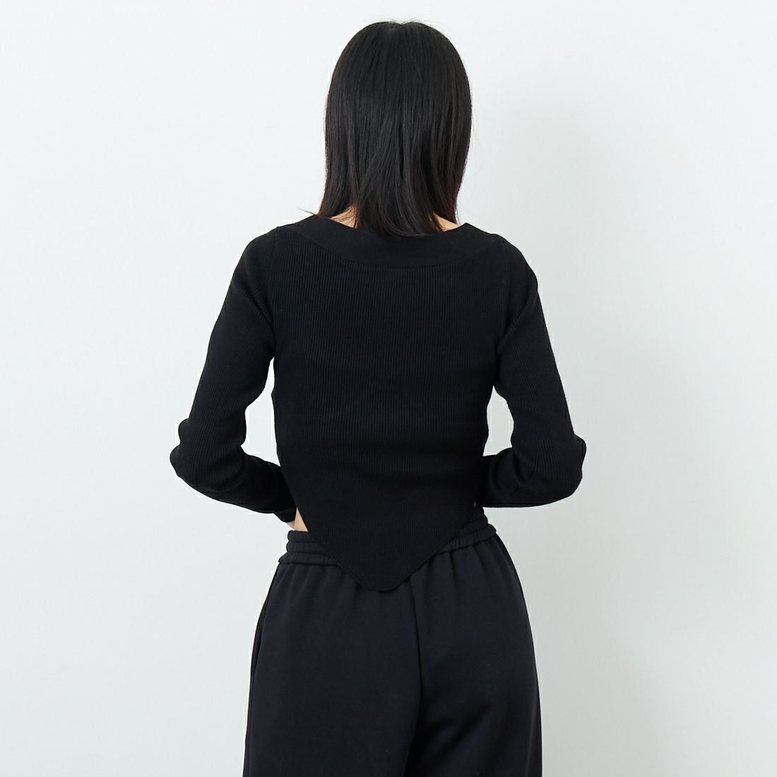 null. [ヌル] ビスチェリブニットトップス [153WNT255023] BLK &&モデル身長：162cm 着用サイズ：24&&