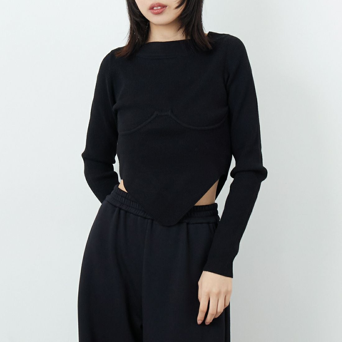 null. [ヌル] ビスチェリブニットトップス [153WNT255023] BLK &&モデル身長：162cm 着用サイズ：24&&