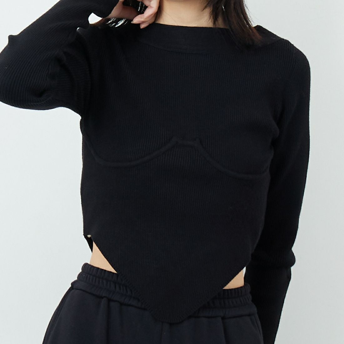 null. [ヌル] ビスチェリブニットトップス [153WNT255023] BLK &&モデル身長：162cm 着用サイズ：24&&