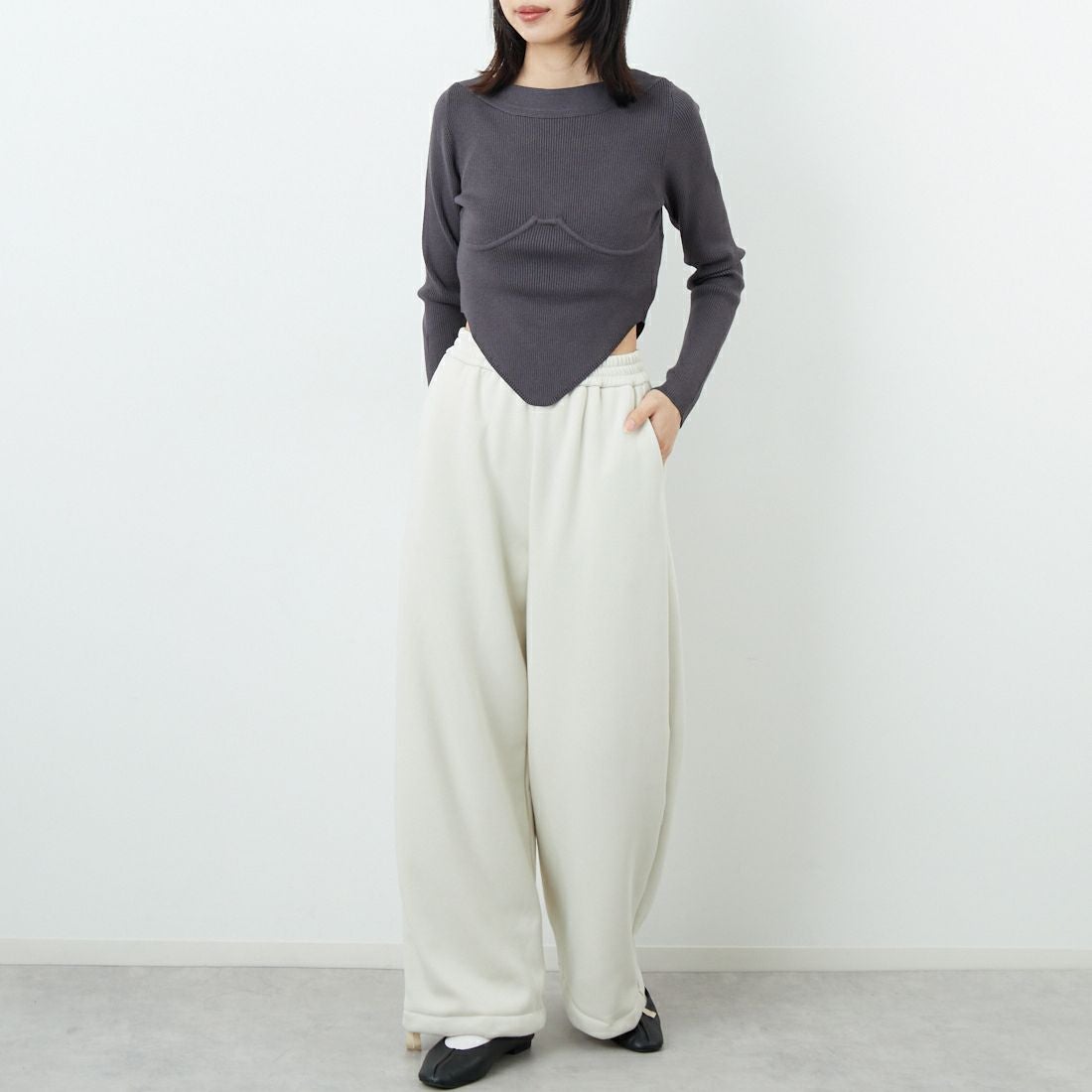 null. [ヌル] ビスチェリブニットトップス [153WNT255023] CGRY &&モデル身長：162cm 着用サイズ：24&&