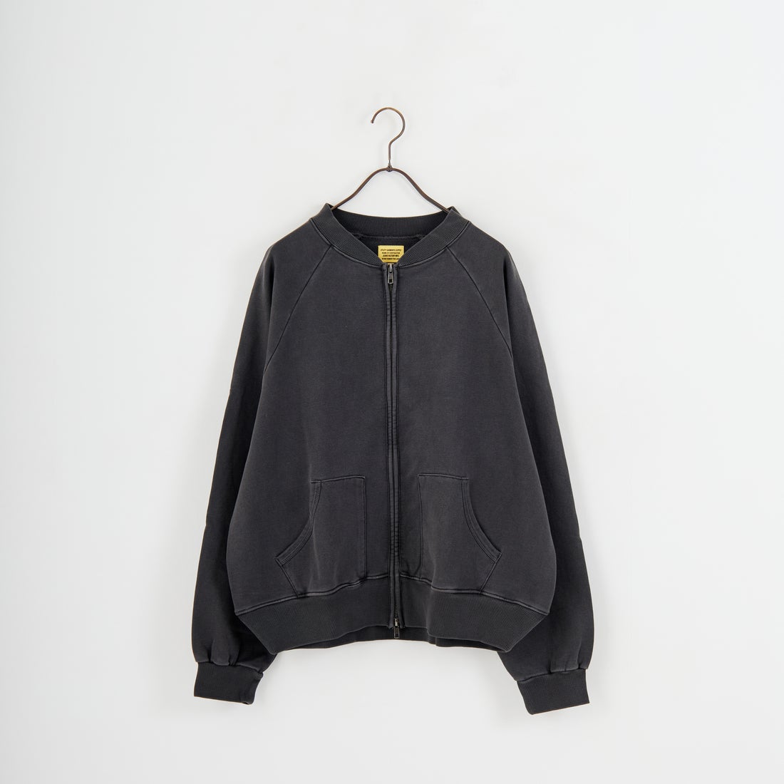 FADE BLACK