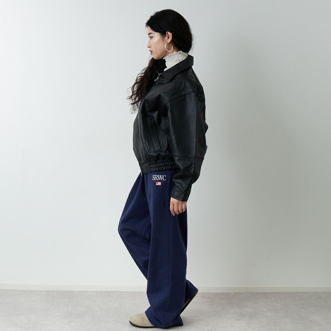 Jeans Factory Clothes [ジーンズファクトリークローズ] ラムボンバージャケット [25413JF] BLACK &&モデル身長：162cm 着用サイズ：S&&