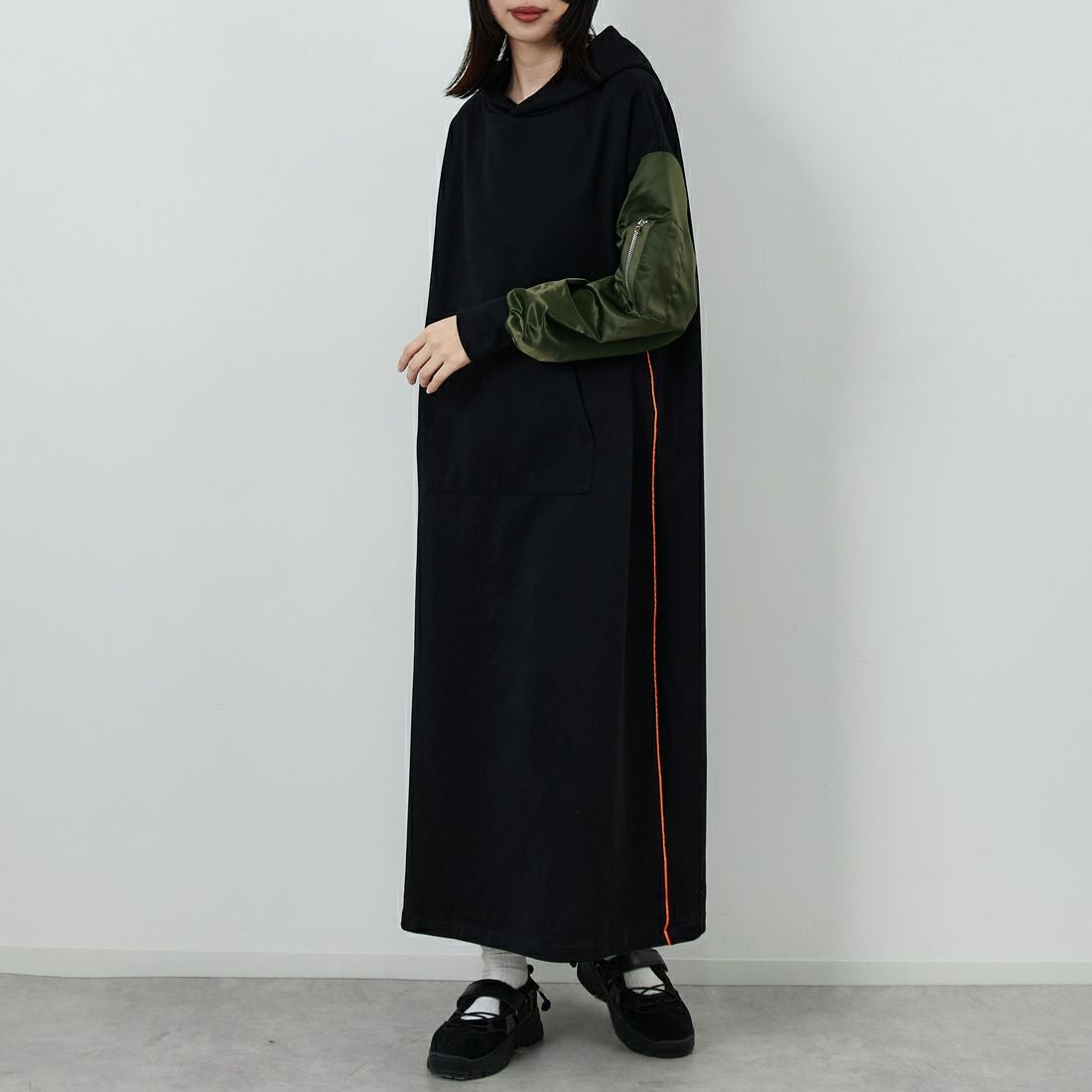 ﾌﾞﾗｯｸ/ｶｰｷ&&モデル身長：162cm 着用サイズ：F&&