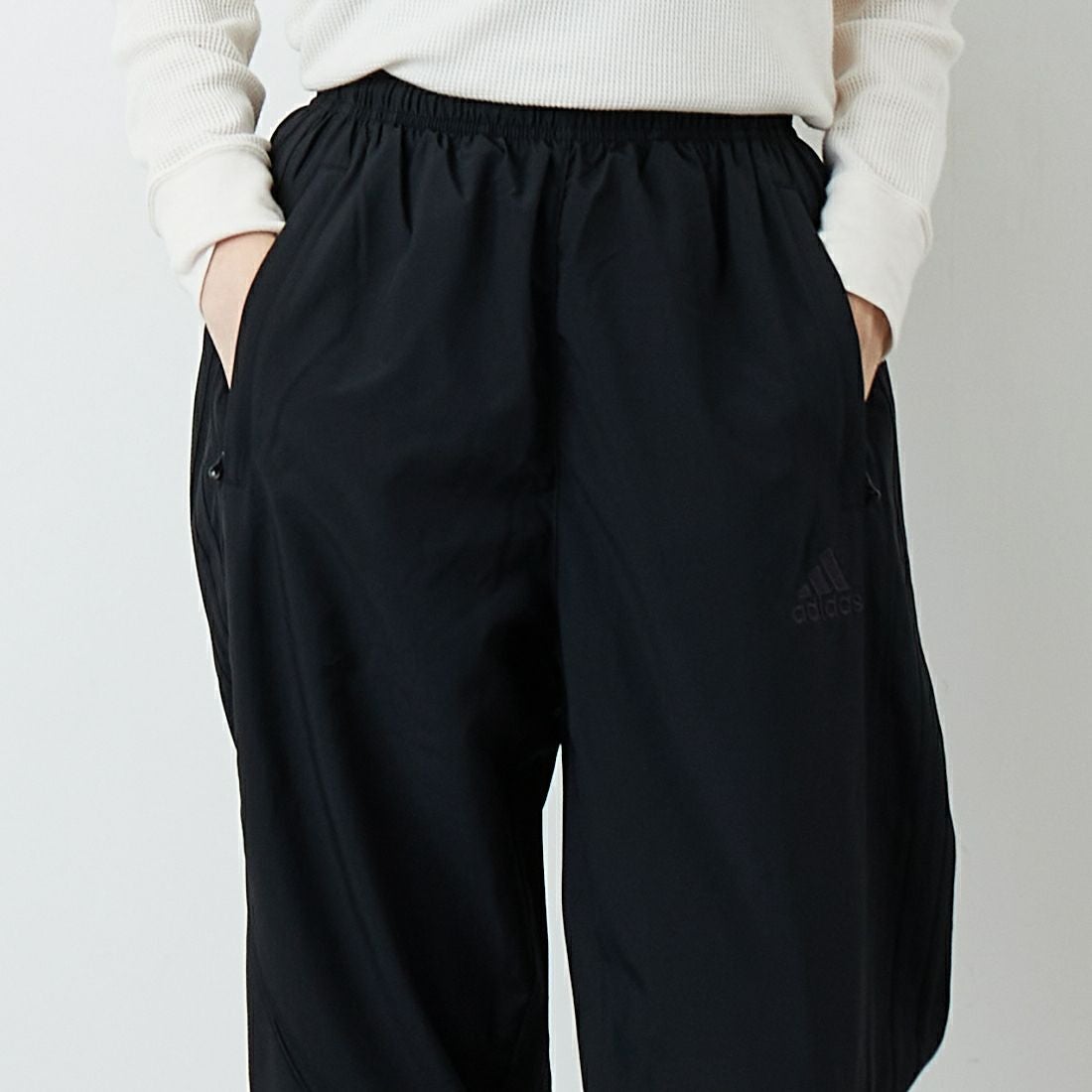 adidas Originals [アディダス オリジナルス] チームガイスト トラックパンツ [QF069] KA0596 &&モデル身長：162cm 着用サイズ：S&&