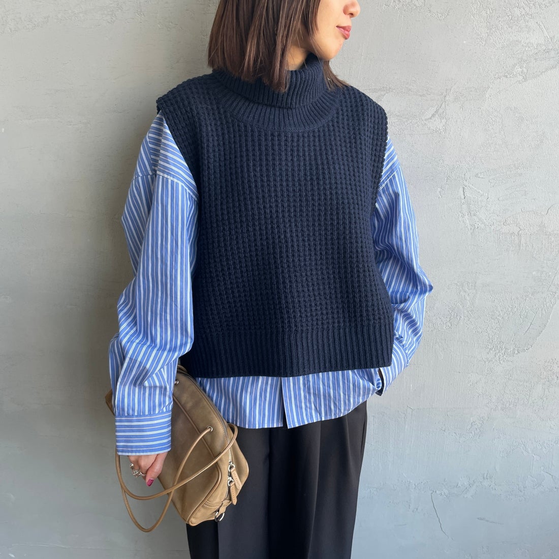 77 NAVY&&モデル身長：159cm 着用サイズ：F&&