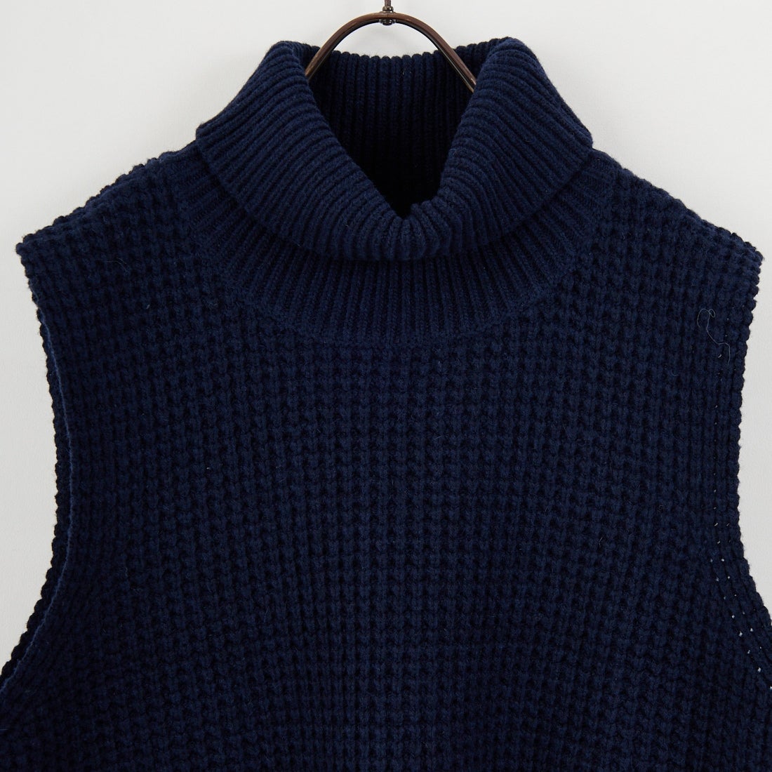 mizuiro ind [ミズイロインド] ワッフルハイネックベスト [4-220093] 77 NAVY