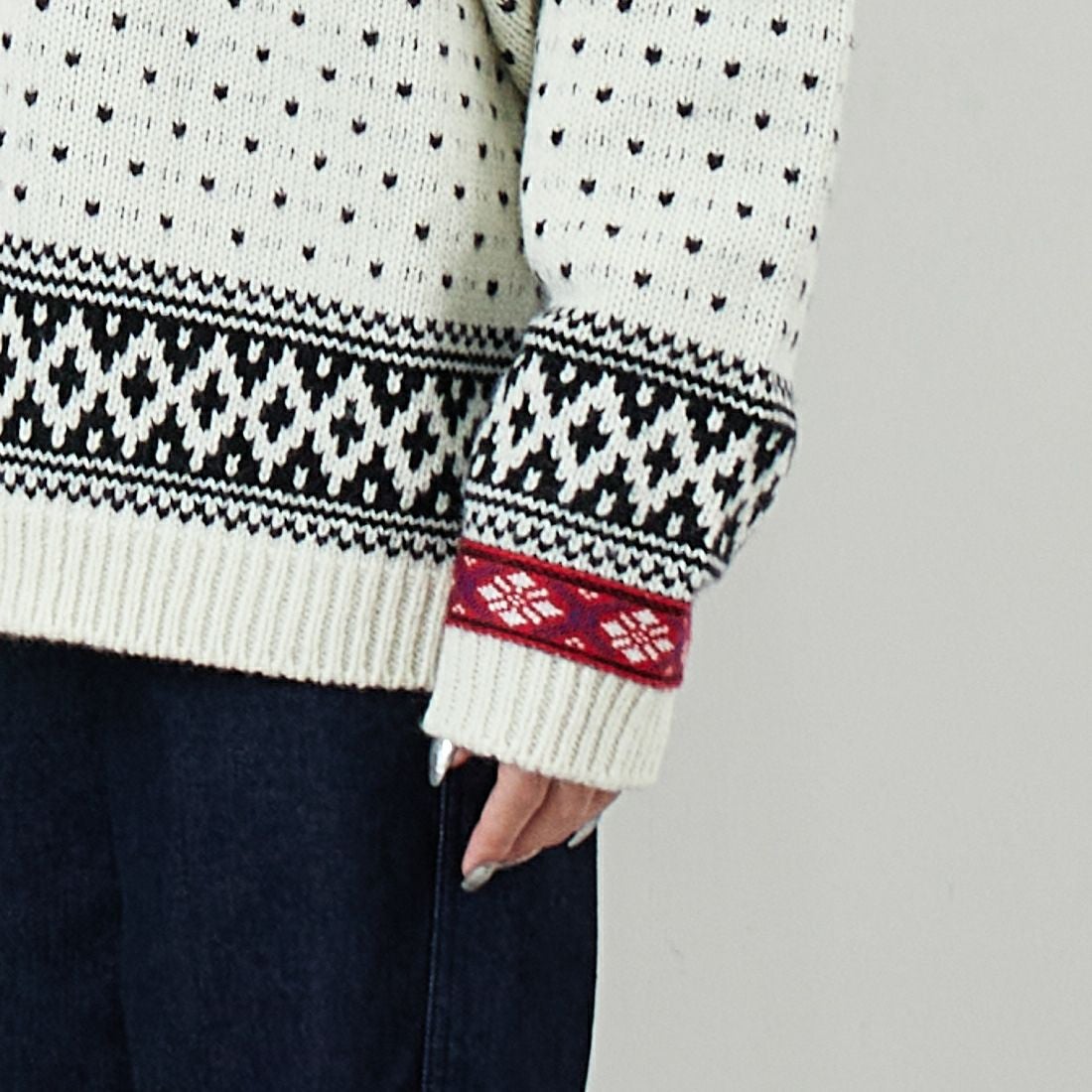 THE SHINZONE [ザ シンゾーン] ノルウェーニットカーディガン [25AMSNI05] 02 ECRU &&モデル身長：162cm 着用サイズ：F0&&