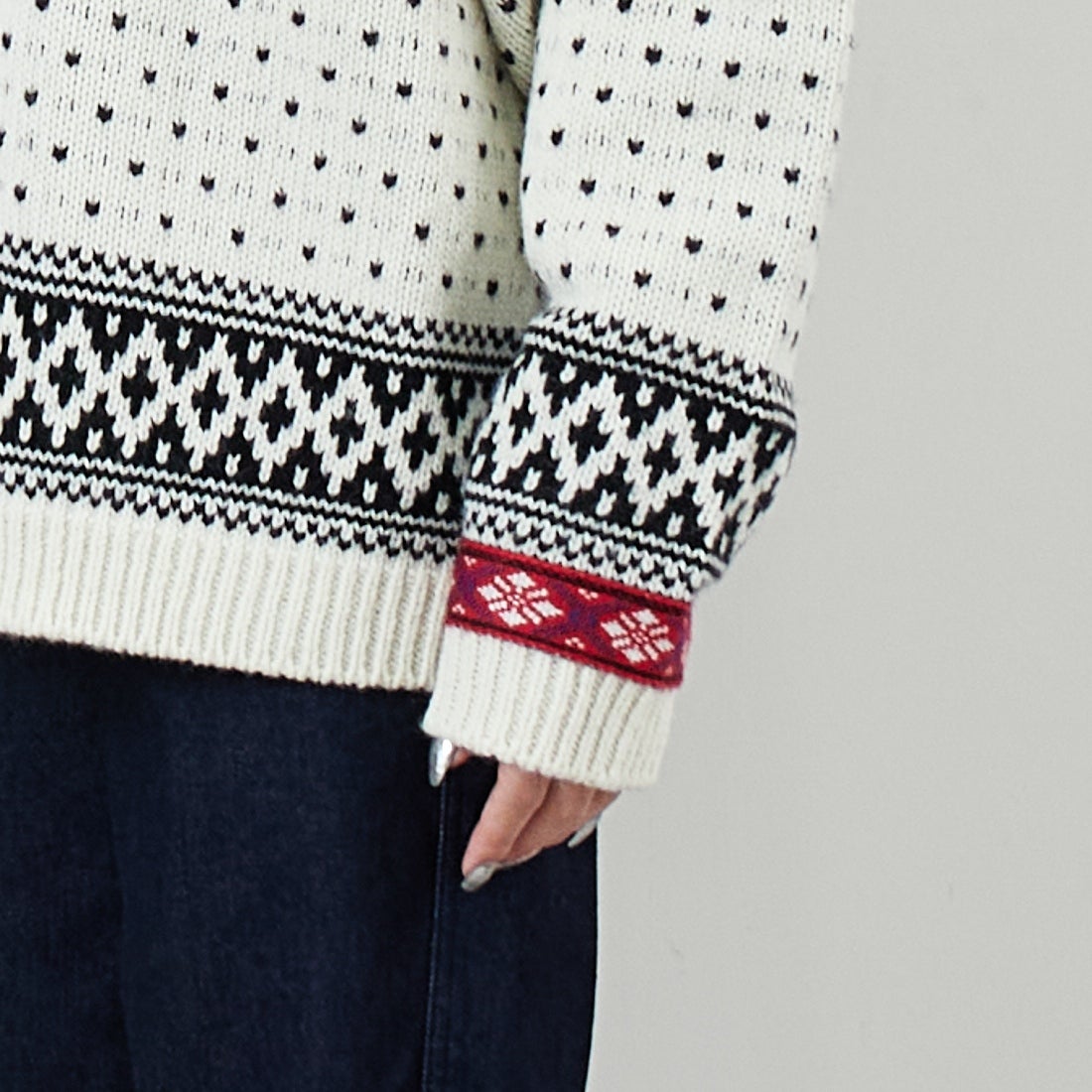 THE SHINZONE [ザ シンゾーン] ノルウェーニットカーディガン [25AMSNI05] 02 ECRU &&モデル身長：162cm 着用サイズ：F0&&