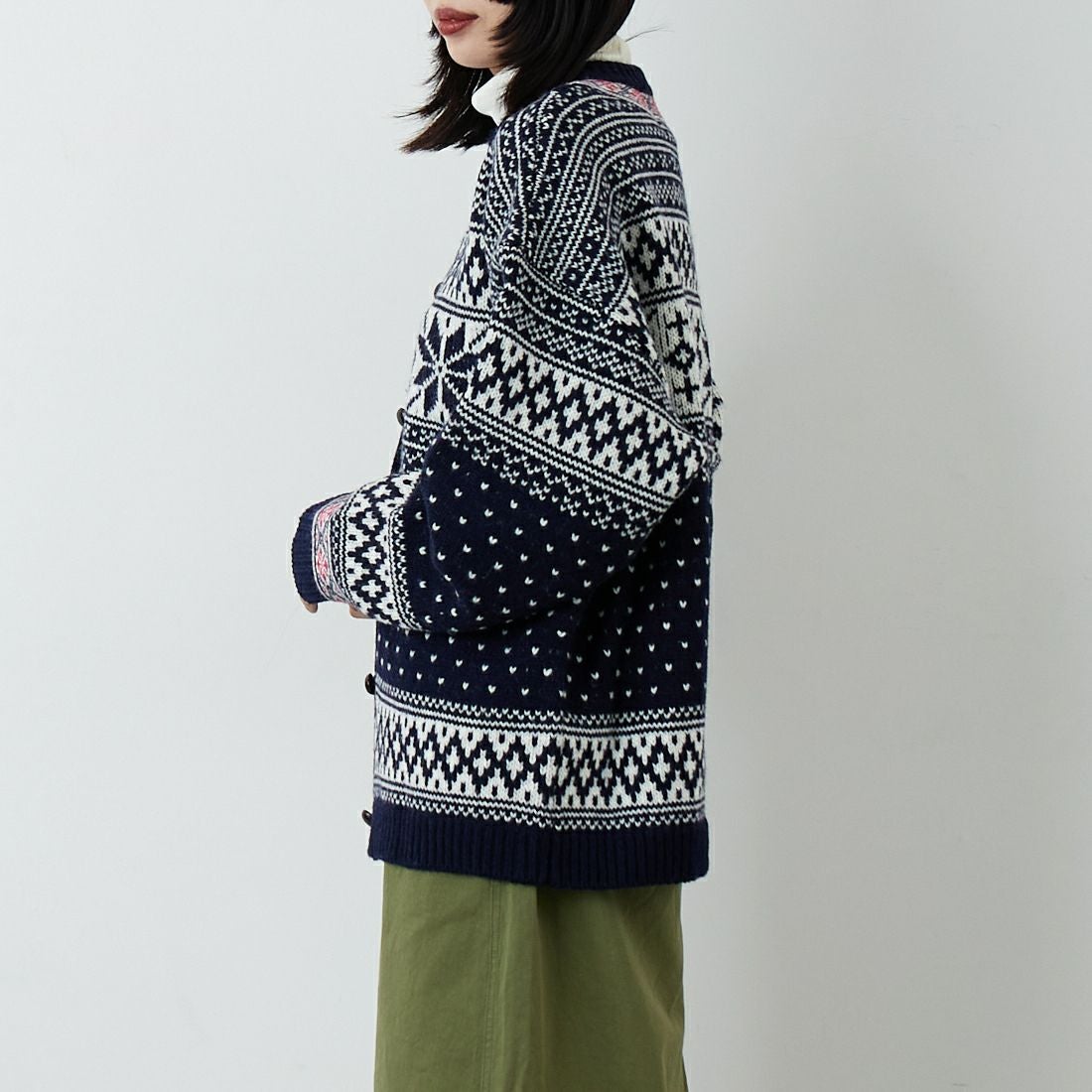 THE SHINZONE [ザ シンゾーン] ノルウェーニットカーディガン [25AMSNI05] 85 NAVY &&モデル身長：162cm 着用サイズ：F0&&