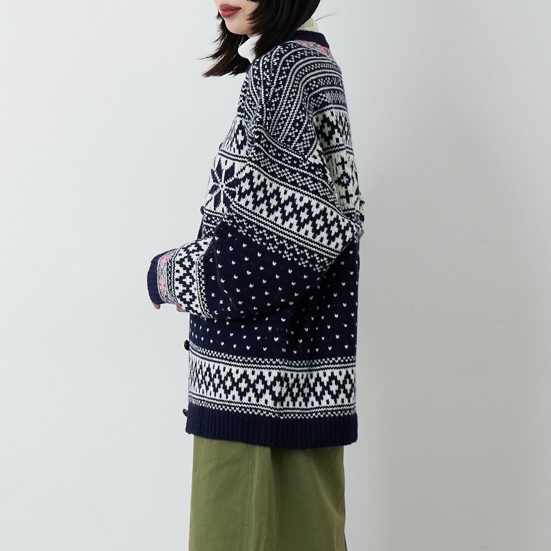 THE SHINZONE [ザ シンゾーン] ノルウェーニットカーディガン [25AMSNI05] 85 NAVY &&モデル身長：162cm 着用サイズ：F0&&