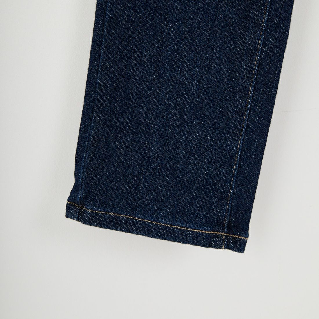 SOMETHING [サムシング] BODY FIRE テーパードデニムパンツ [SW38] 2526 D.BLU