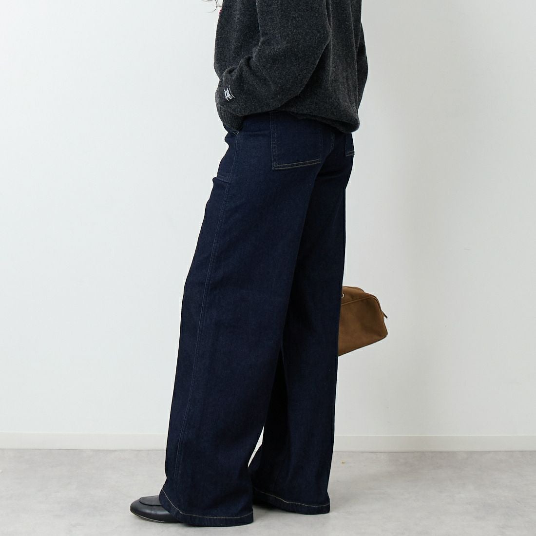 SOMETHING [サムシング] BODY FIRE ワイドベイカーデニムパンツ [SW158] 2500 O.W &&モデル身長：162cm 着用サイズ：XS&&