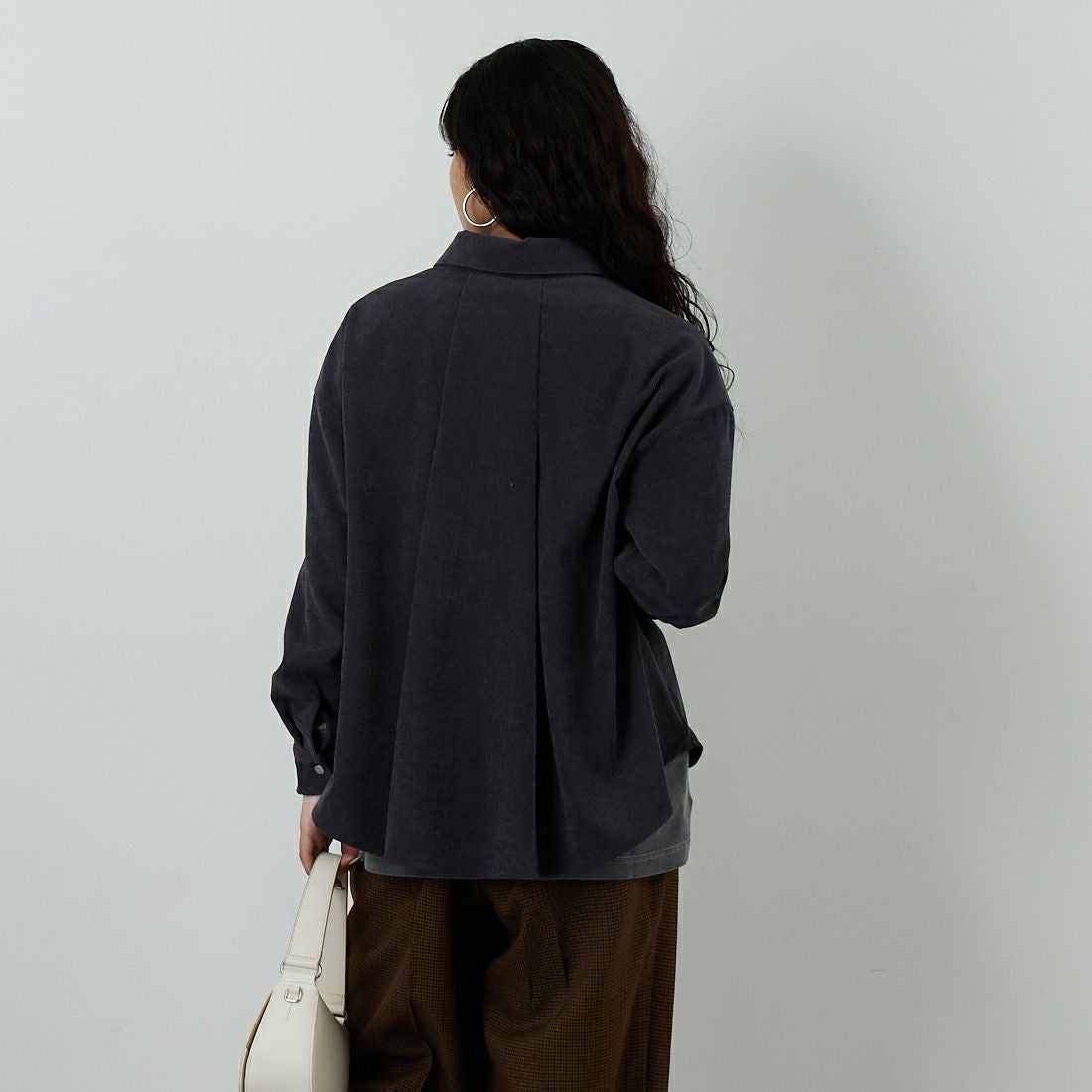 Jf Ready Made [ジイエフレディメイド] コーデュロイドロップタックブラウス [4225650] ﾁｬｺｰﾙｸﾞﾚｰ &&モデル身長：162cm 着用サイズ：F&&