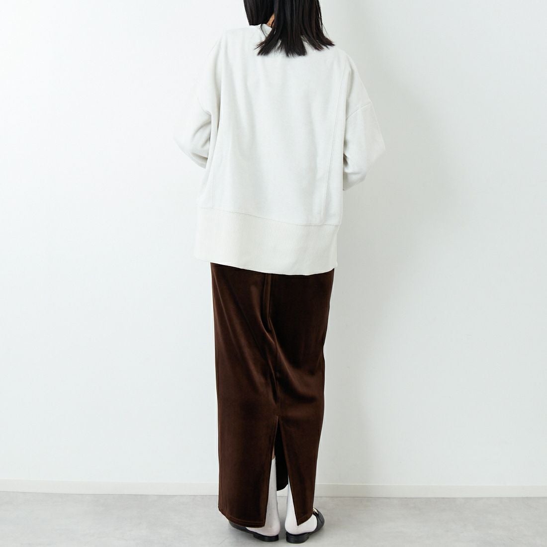 Jf Ready Made [ジェイエフレディメイド] 圧縮起毛サイド切替プルオーバー [3225750] ｱｲﾎﾞﾘｰ &&モデル身長：162cm 着用サイズ：F&&