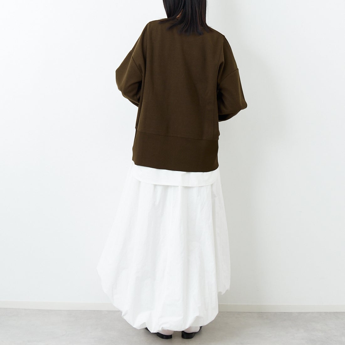 Jf Ready Made [ジェイエフレディメイド] 圧縮起毛サイド切替プルオーバー [3225750] ﾌﾞﾗｳﾝ &&モデル身長：162cm 着用サイズ：F&&