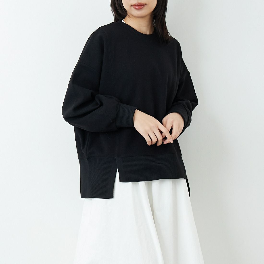 Jf Ready Made [ジェイエフレディメイド] 圧縮起毛サイド切替プルオーバー [3225750] ﾌﾞﾗｯｸ &&モデル身長：162cm 着用サイズ：F&&