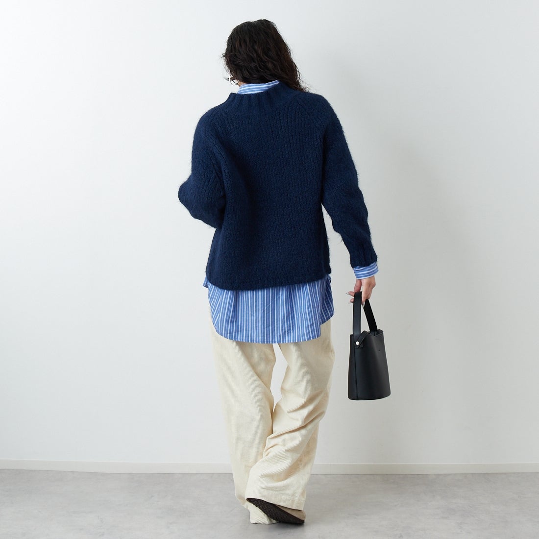 Jf Ready Made [ジェイエフレディメイド] 圧縮起毛ワイドネックプルオーバー [3225466] ﾈｲﾋﾞｰ &&モデル身長：162cm 着用サイズ：F&&