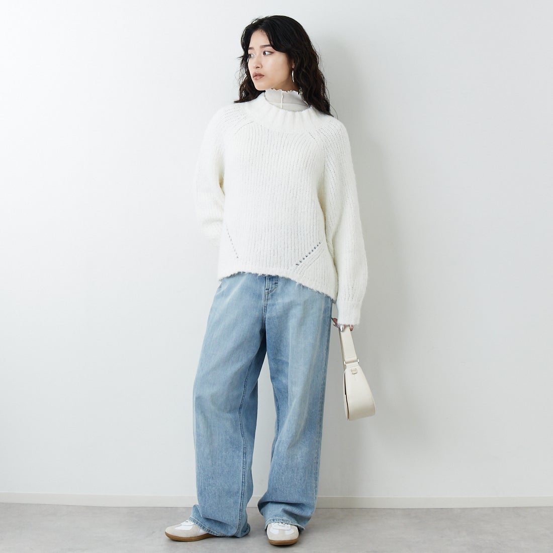 Jf Ready Made [ジェイエフレディメイド] 圧縮起毛ワイドネックプルオーバー [3225466] ｵﾌﾎﾜｲﾄ &&モデル身長：162cm 着用サイズ：F&&