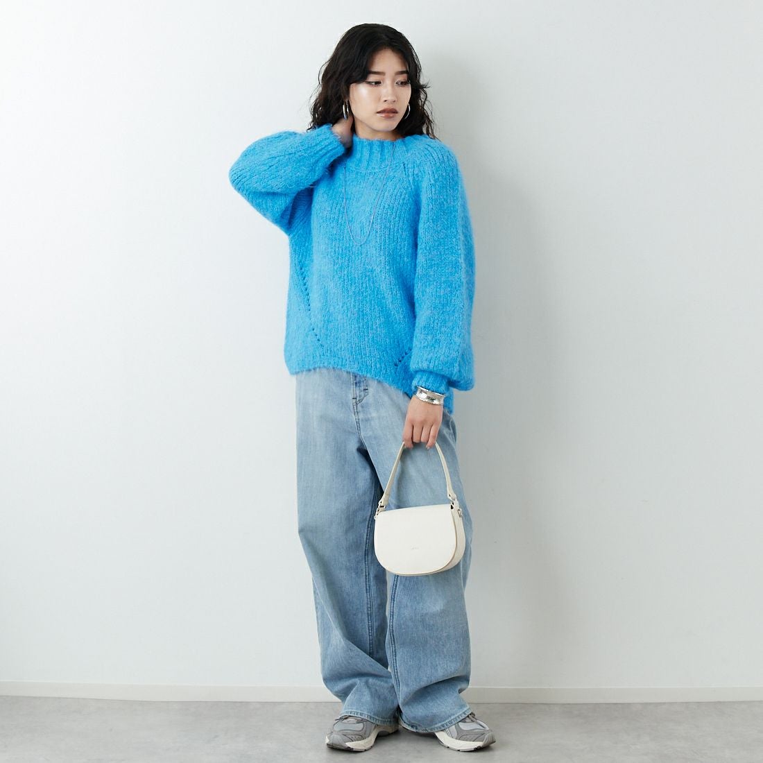 Jf Ready Made [ジェイエフレディメイド] 圧縮起毛ワイドネックプルオーバー [3225466] ﾌﾞﾙｰ &&モデル身長：162cm 着用サイズ：F&&