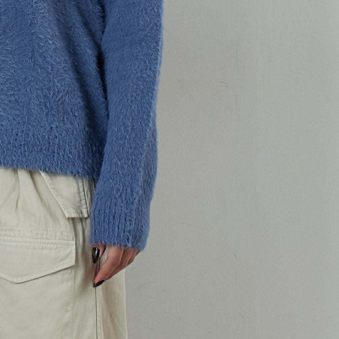 Jf Ready Made [ジェイエフレディメイド] シャギーツートンクルーネックニット [725807] BRN/BLU &&モデル身長：162cm 着用サイズ：F&&