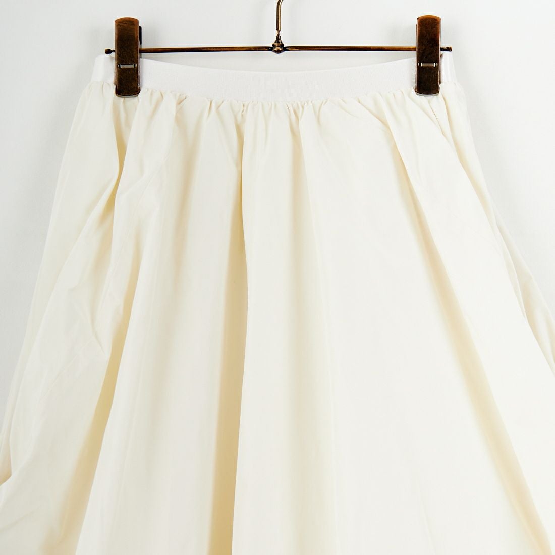 emmi [エミ] ツイストバルーンスカート [13WFS255054] IVR