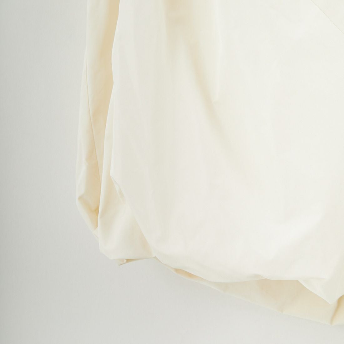 emmi [エミ] ツイストバルーンスカート [13WFS255054] IVR