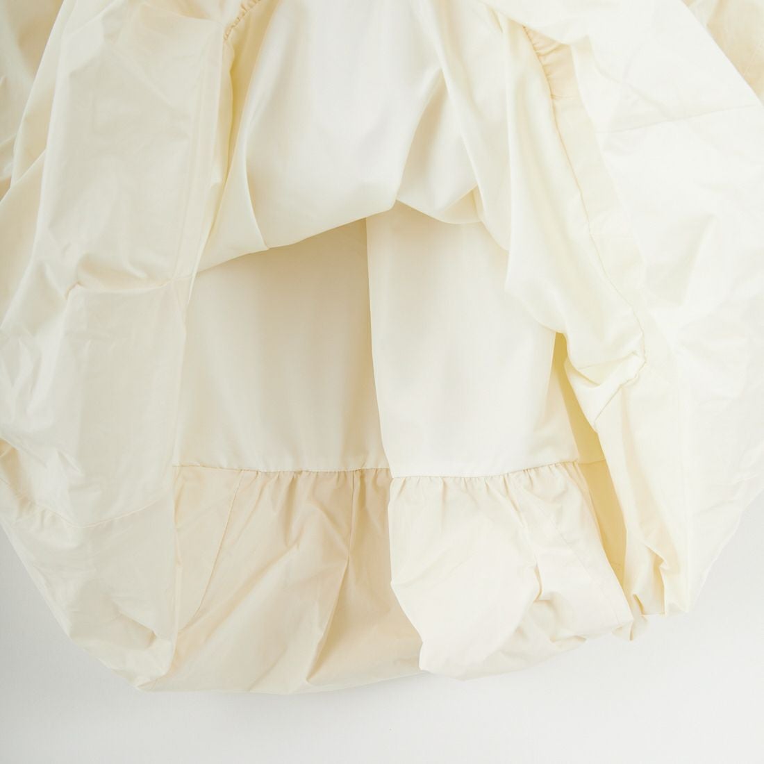 emmi [エミ] ツイストバルーンスカート [13WFS255054] IVR