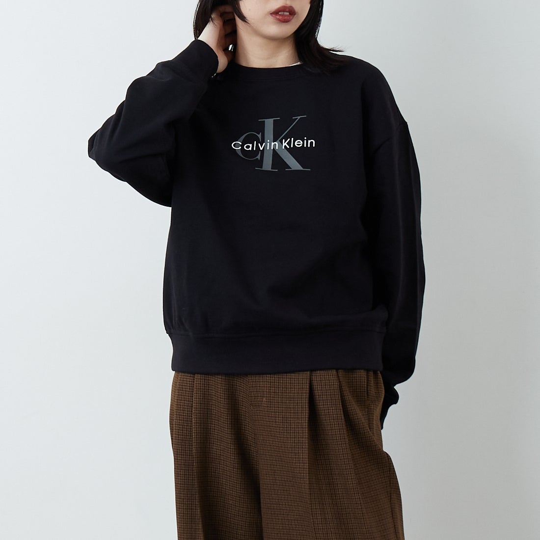 UB1&&モデル身長：162cm 着用サイズ：F0&&