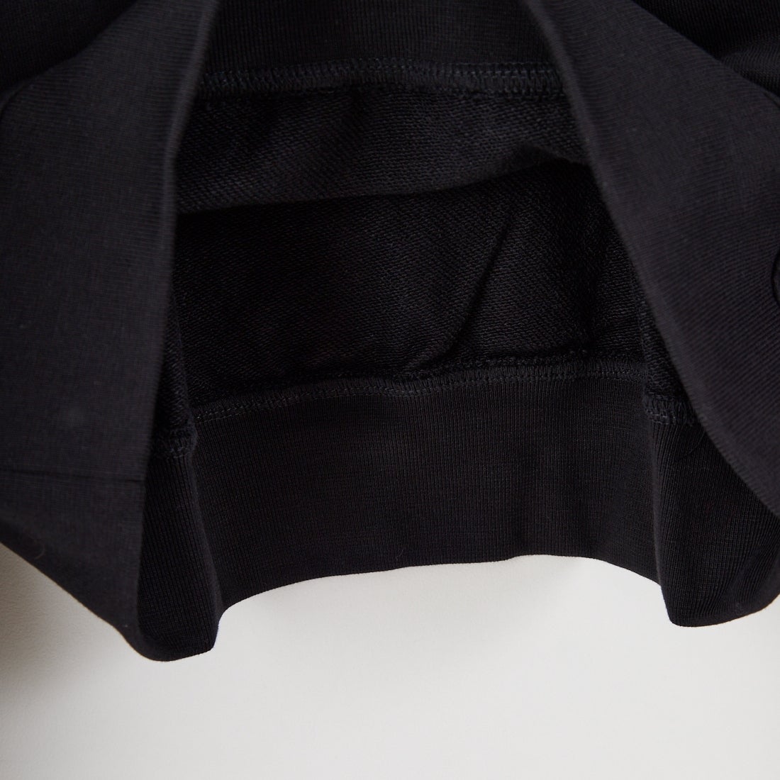 Calvin Klein [カルバンクライン] モノグラムロゴ ロングスリーブフレンチテリースウェット [47B234G] UB1