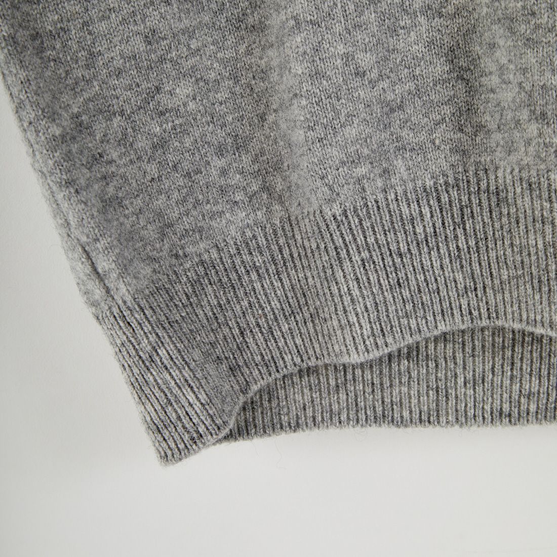 The Endless Summer [エンドレスサマー] BUHI サガラ刺繍ウールニット [AS-25774323] 03 MIX GRY