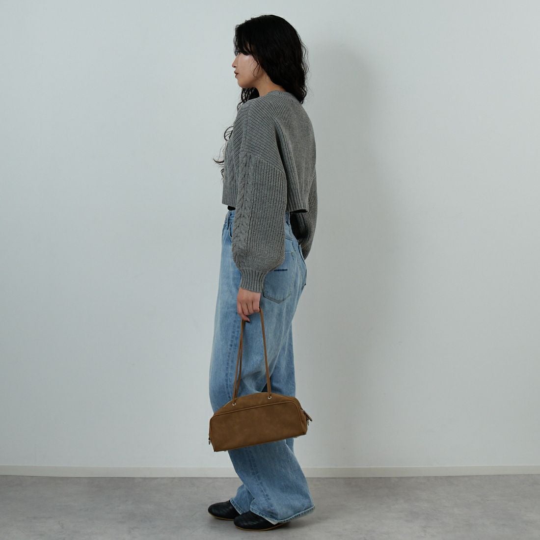 Jf Ready Made [ジェイエフレディメイド] ケーブル編みショート丈クルーネックニット [124803]GRAY &&モデル身長：162cm 着用サイズ：F&&