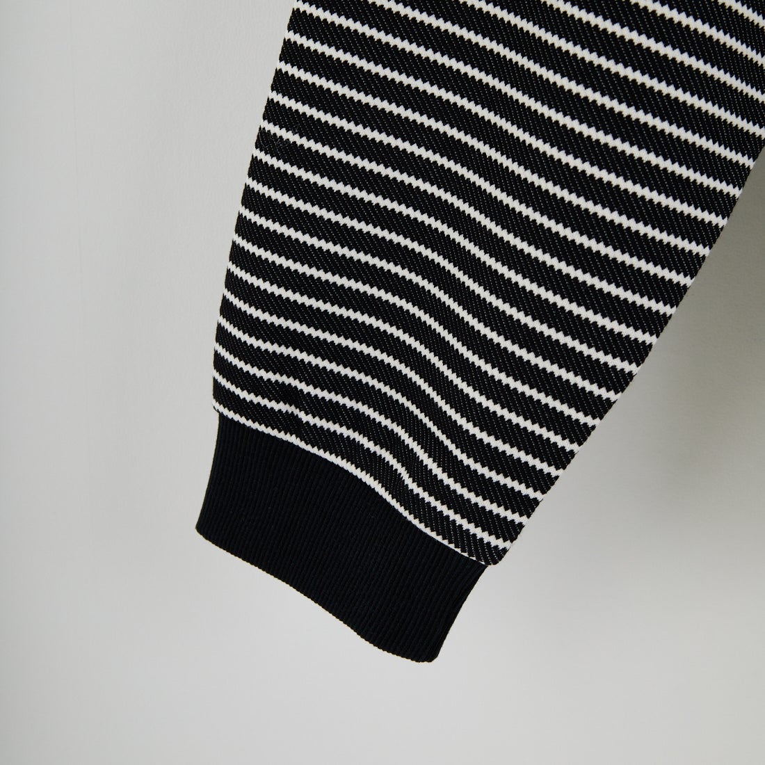 33Degrees [サーティスリーディグリーズ] ドロストボーダーTシャツ [331036IN] BLK/WHT