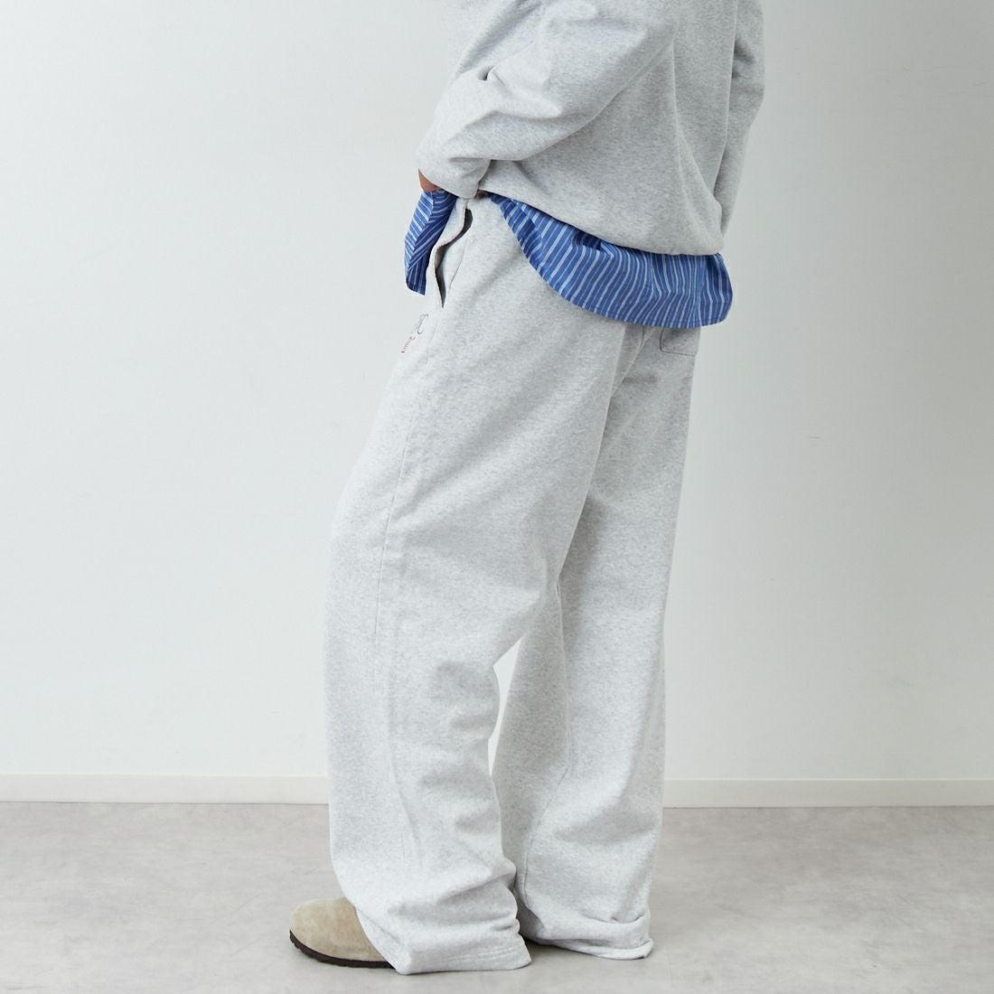 Sporty&Rich [スポーティアンドリッチ] ノーティカル刺繍ワイドスウェットパンツ [PA05563177] H.GRAY &&モデル身長：162cm 着用サイズ：S&&