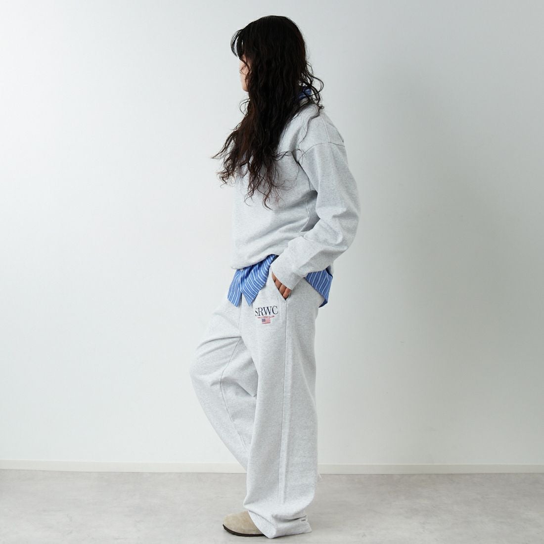 Sporty&Rich [スポーティアンドリッチ] ノーティカル刺繍ワイドスウェットパンツ [PA05563177] H.GRAY &&モデル身長：162cm 着用サイズ：S&&