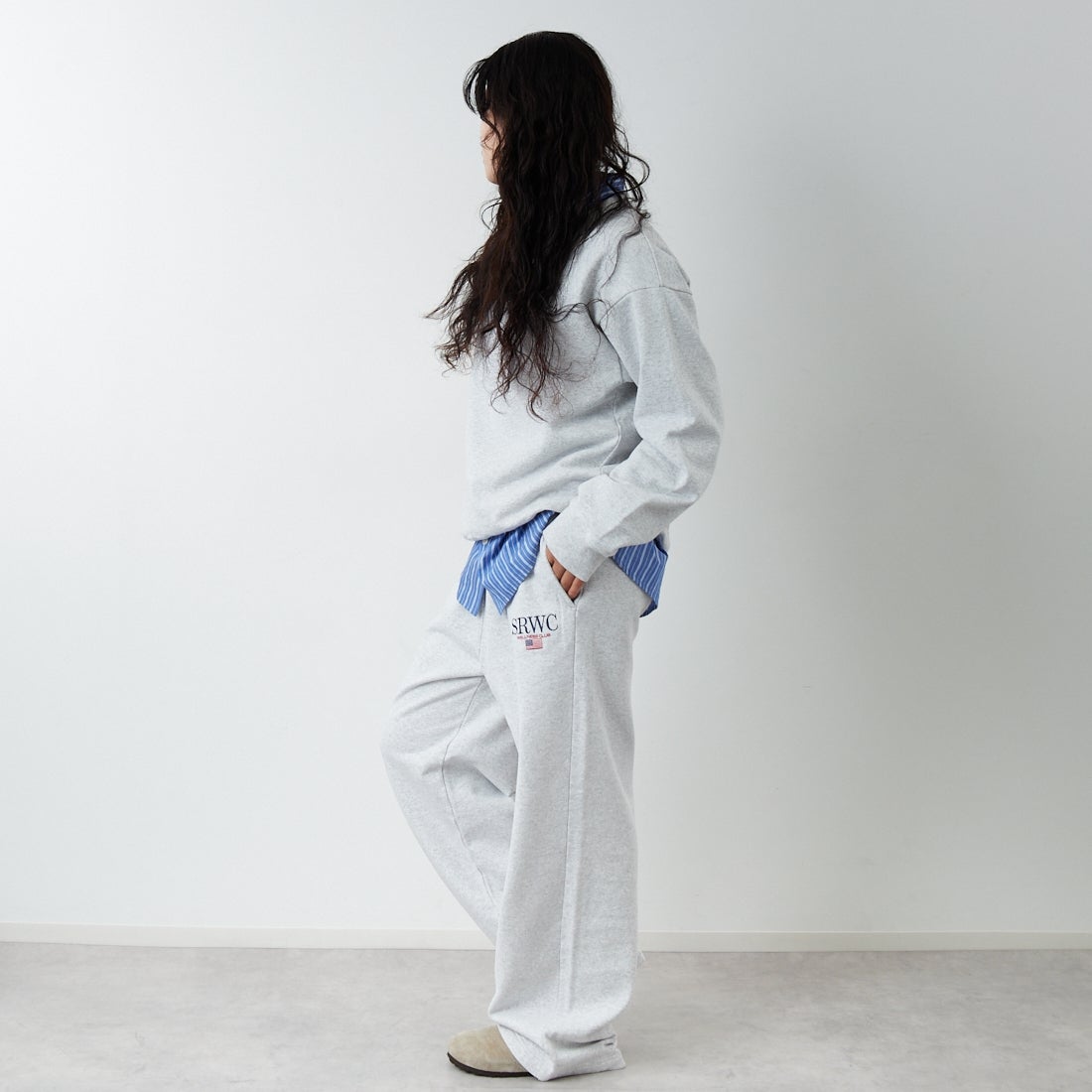 Sporty&Rich [スポーティアンドリッチ] ノーティカル刺繍ワイドスウェットパンツ [PA05563177] H.GRAY &&モデル身長：162cm 着用サイズ：S&&