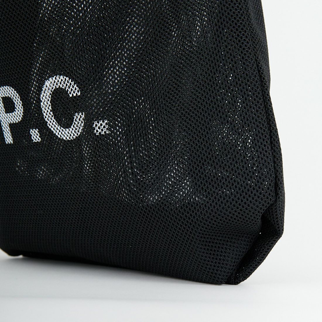 A.P.C. [アー・ペー・セー] Rebound メッシュショッピングバッグ [REBOUND-MESH] 99 NOIR