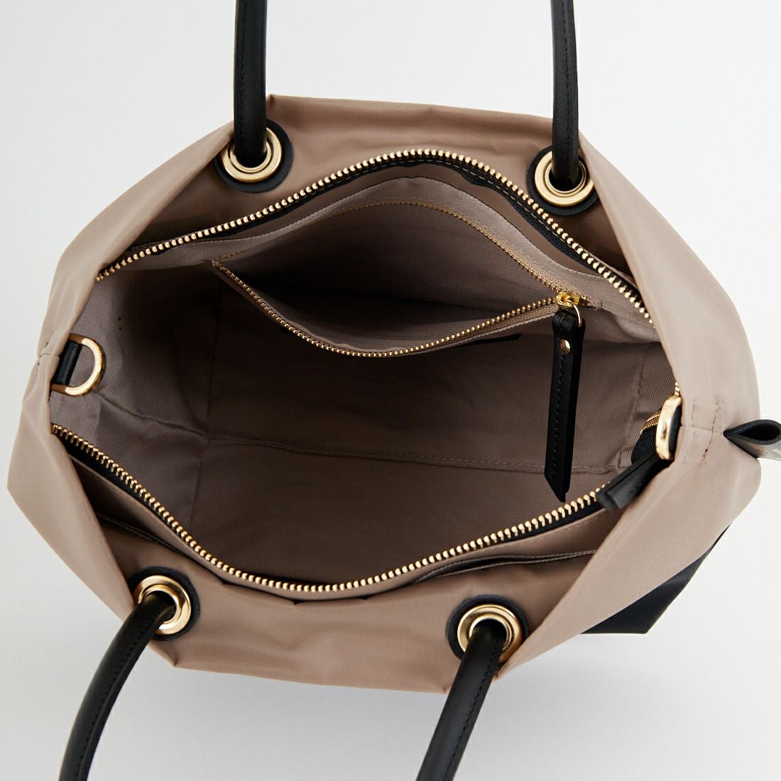 VIOLAd'ORO [ヴィオラドーロ] BIANCA ナイロントートバッグ [V-2249] TAUPE/BLK