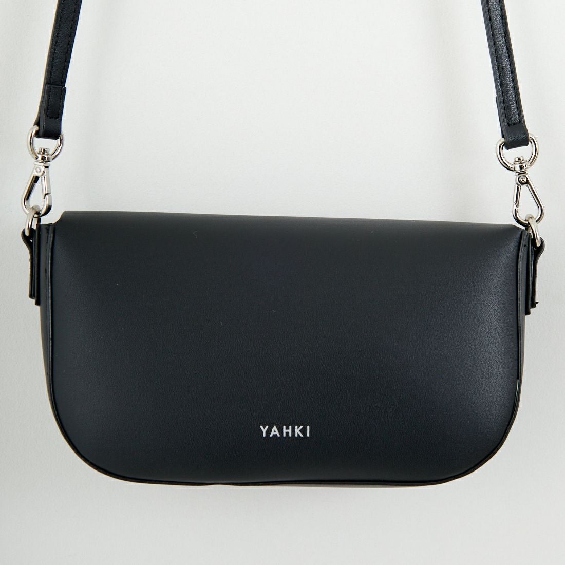 YAHKI [ヤーキ] フェイクレザーミニポシェット [YH-769] BLACK