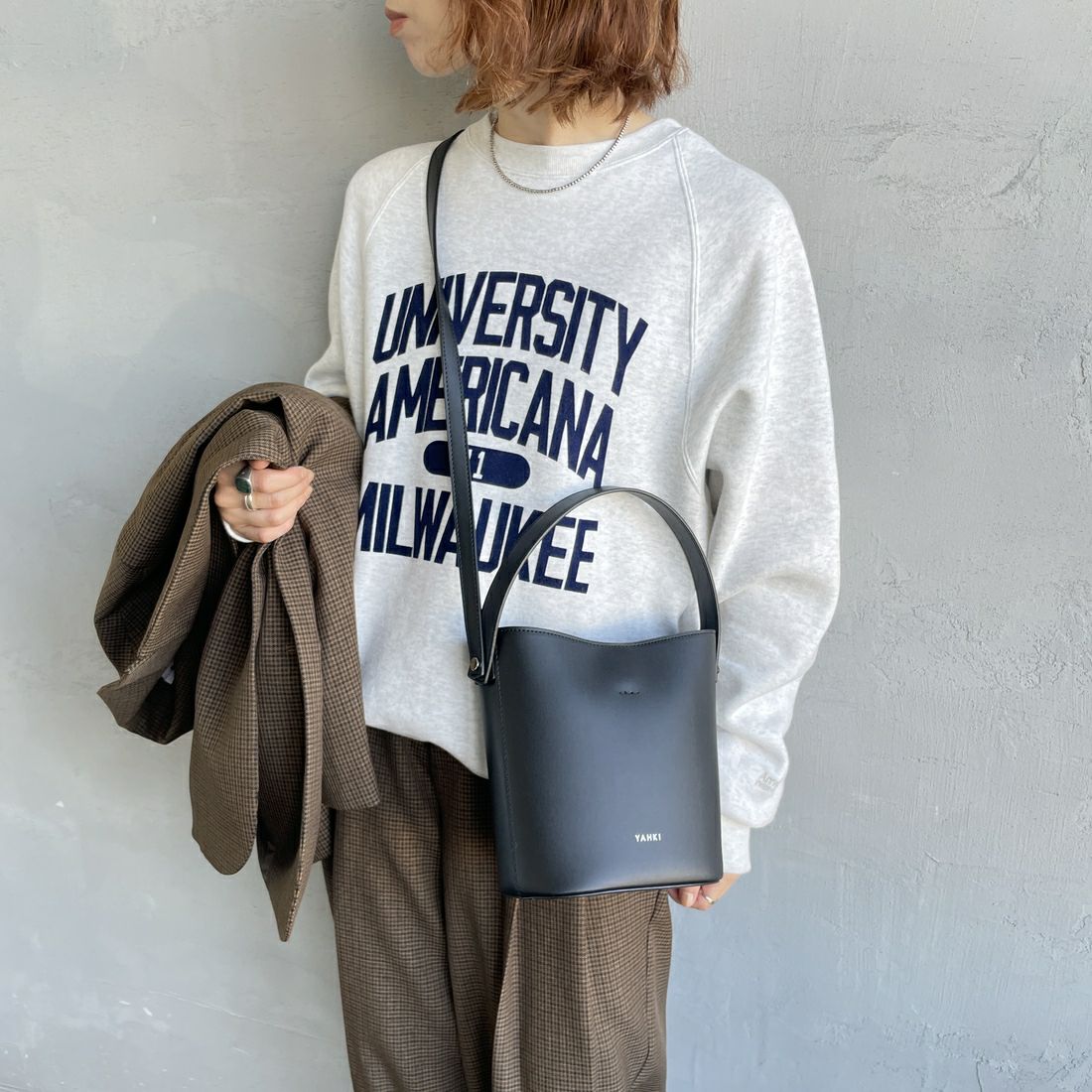 YAHKI [ヤーキ] フェイクレザークロスボディバッグ [YH-770] BLACK